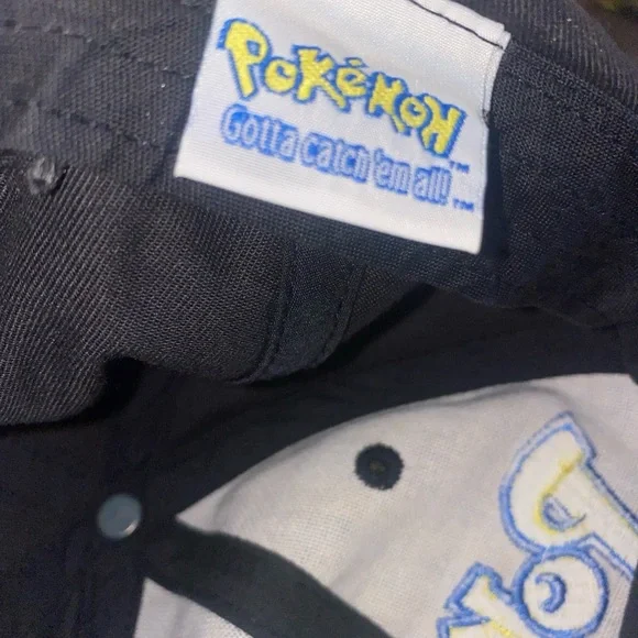 Vintage Pokémon hat! Boy/teens can wear. Velcro strap. Awesome embroidery